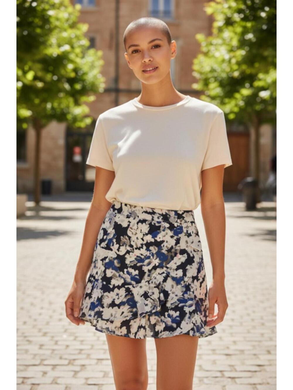 Sim and Sam Floral skirt
